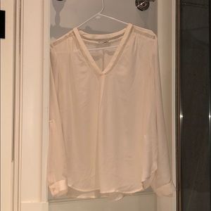 Heartloom cream long sleeve blouse